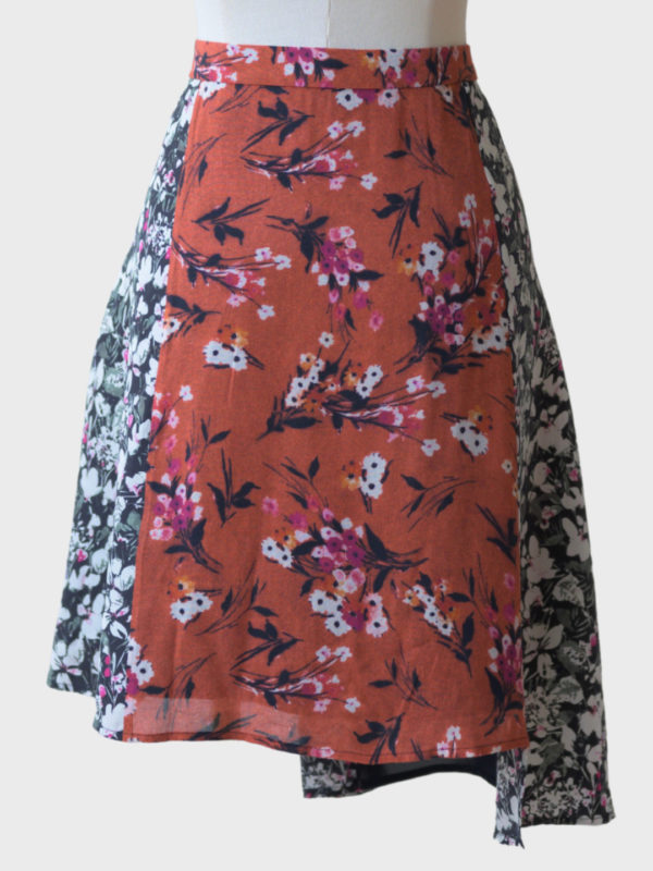 Acne Studios falda estampado floral asimetrica Talla 40 (L)