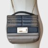 Elie Saab bolso bandolera gris topo cuero de pitón Nuevo - Imagen 3